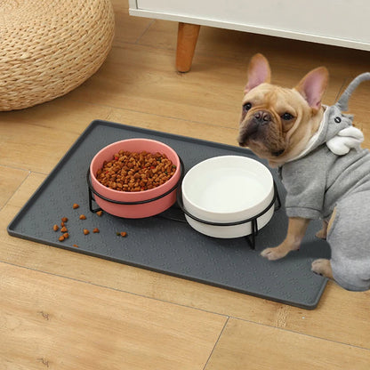 1PC Pet Silicone Eating Mat Paw Print Modeling Leak-Proof Spill-Proof Easy To Clean Cat And Dog Pet Mat.